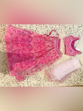 Pink Lehenga, Brand New with tags, size XS-S, from Indya